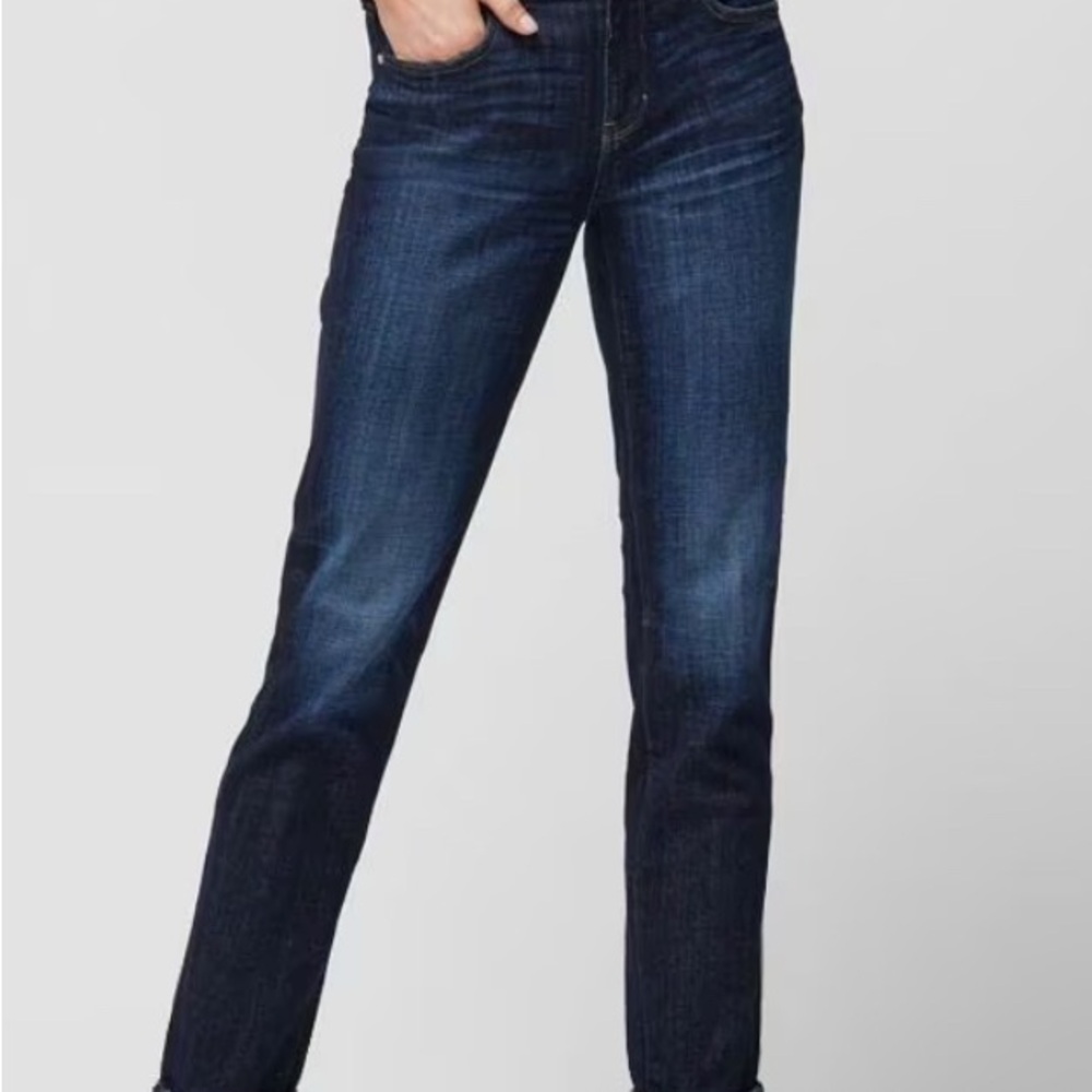 Women's Dark Blue Jeans